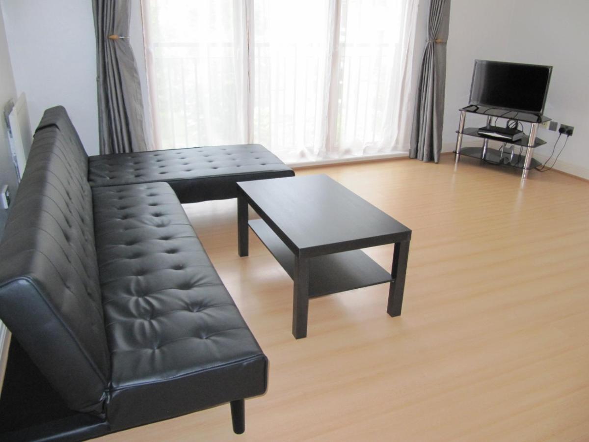 Cozy Off Road 2 Bedroom Cottage Apartment With Free Wi-Fi And Private Parking Glasgow Exterior photo